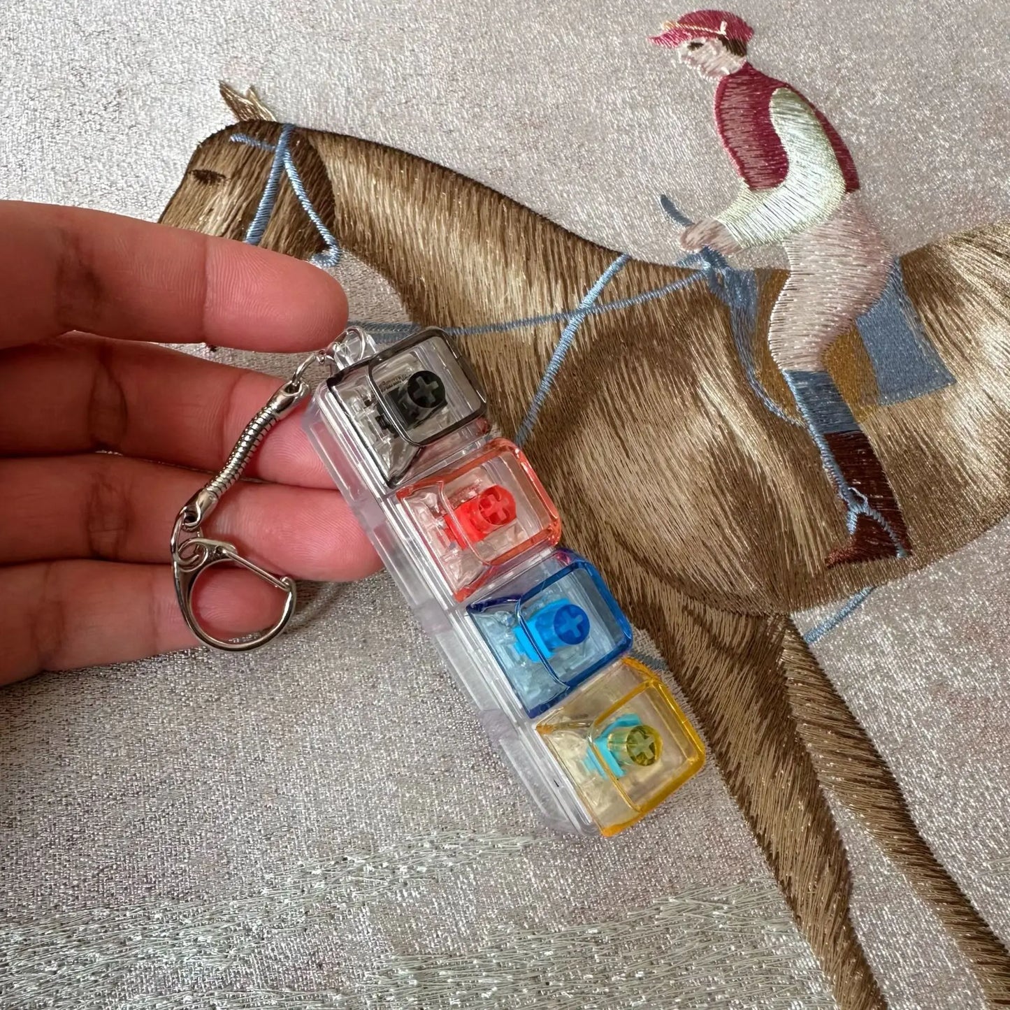 LED Keyboard Keychain Fidget – Clicky Stress Relief Toy